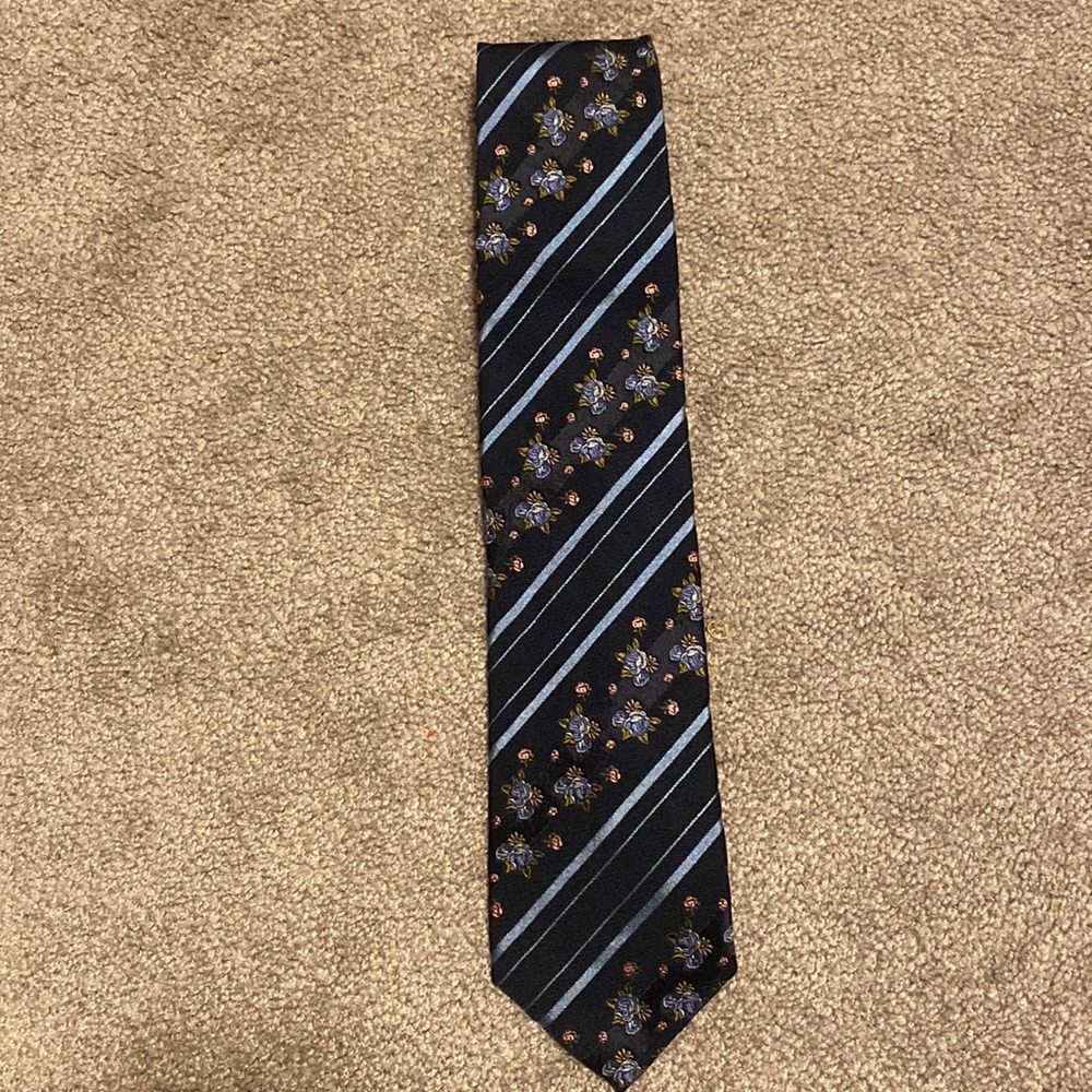 Blue Paul Smith Flower Pattern Silk Tie - Like New - No Spots